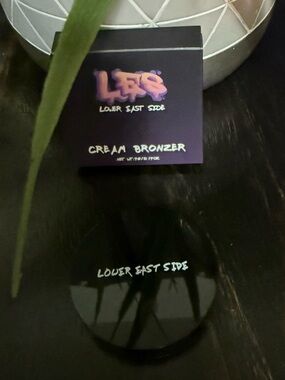 LOWER EAST SIDE Black Cream Bronzer Compact